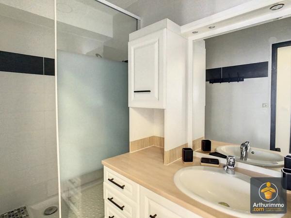 Location de vacances                                                      Appartement
                        
                     3 pièces                      42 m2                     à Mimizan