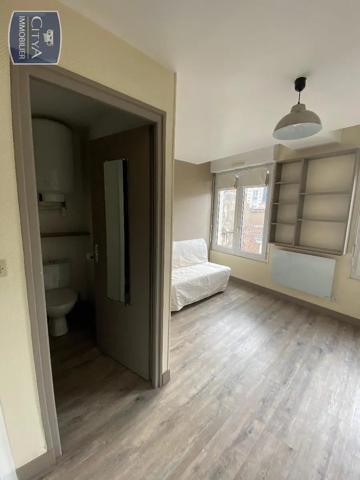 Appartement à louer 1 pièce 18.25m² Poitiers (86000)