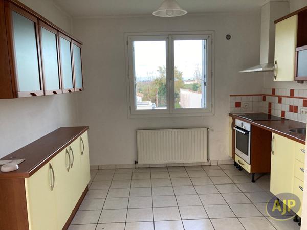 Location maison Pauillac : 950 € - AJP Pauillac Immobilier
