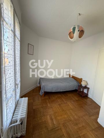 Charmante maison avec jardin et atelier, proche de toutes commodités