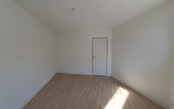 Appartement à louer    2 pièces • 49,25 m2 Saint-Quentin