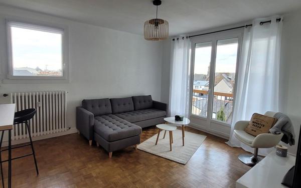 Appartement à louer    2 pièces • 53 m2 Saint-Brieuc