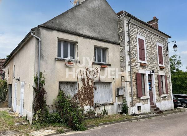 Maison ancienne à rénover à Escolives-Sainte-Camille