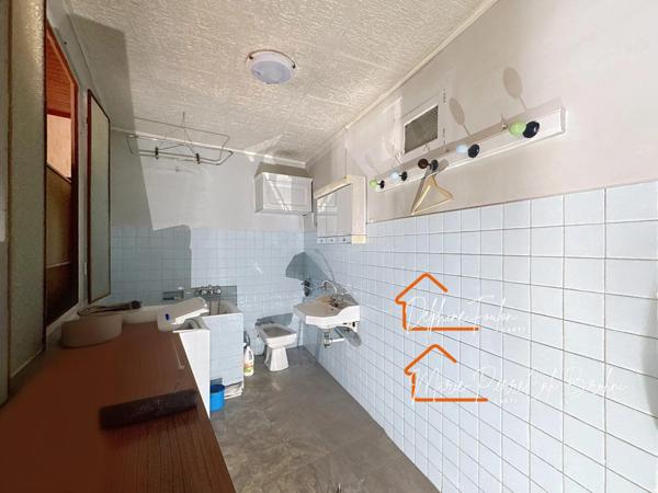 Maison de village avec garage