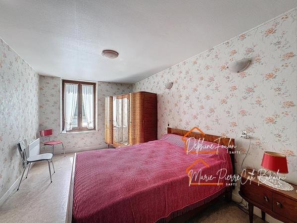 Maison de village avec garage