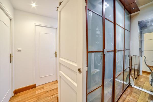 Asnières 5 pièces 93m² avec balcon et box