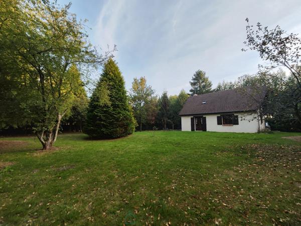 Agréable maison à rafrachir sur sous-sol complet