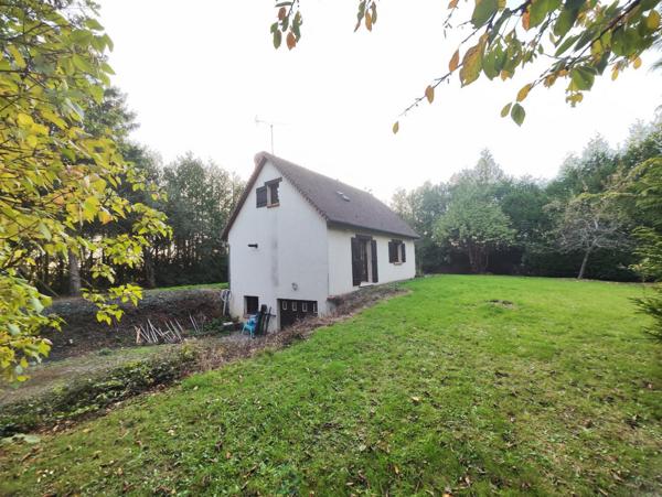 Agréable maison à rafrachir sur sous-sol complet