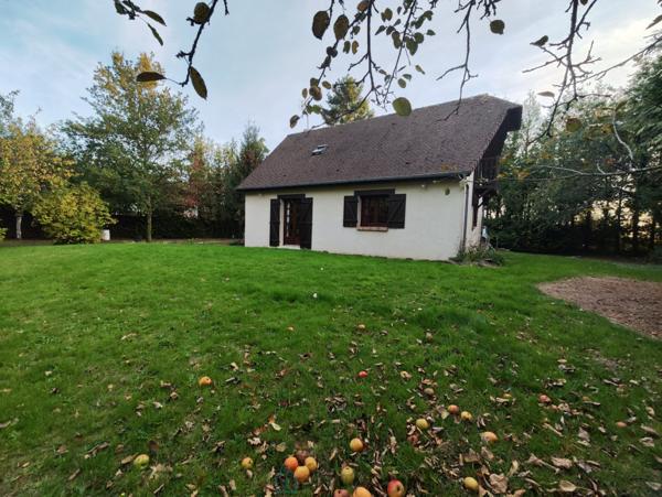 Agréable maison à rafrachir sur sous-sol complet