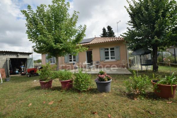 Maison de plain pied, 79m2, 2 chambres, véranda, jardin, à MARMANDE (47)