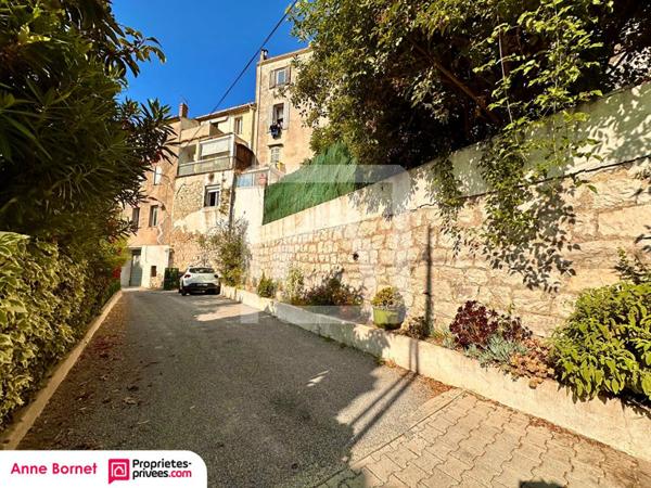 Appartement 3 pièces 60 m2,  2 balcons, 2 parkings privatifs, sans charges de copropriété