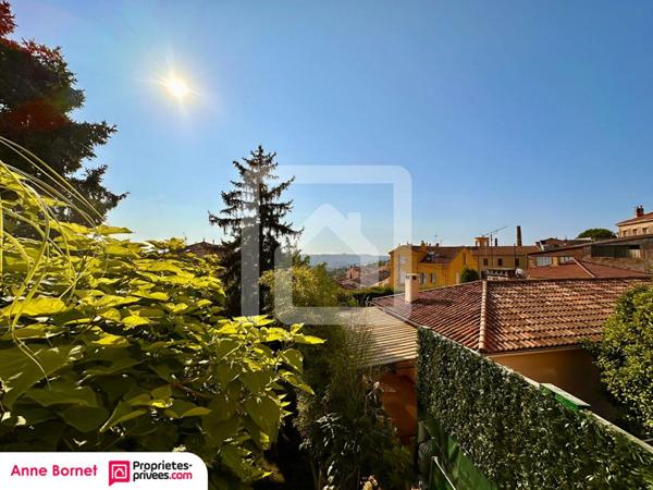 Appartement 3 pièces 60 m2,  2 balcons, 2 parkings privatifs, sans charges de copropriété