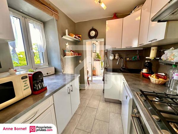 Appartement 3 pièces 60 m2,  2 balcons, 2 parkings privatifs, sans charges de copropriété