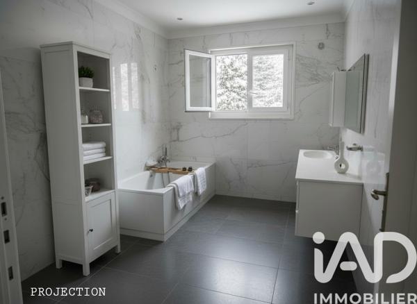 Maison à vendre 6 pièces 181 m² Les Adrets-de-l'Estérel