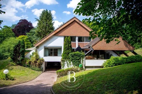Amiens, Maison 6 Chambres -  450 m² à vendre