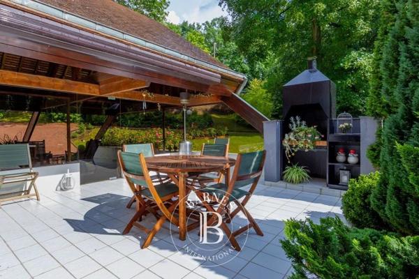 Amiens, Maison 6 Chambres -  450 m² à vendre