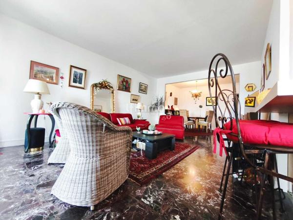 Appartement T3 de 94 m² Résidence sécurisée avec piscine