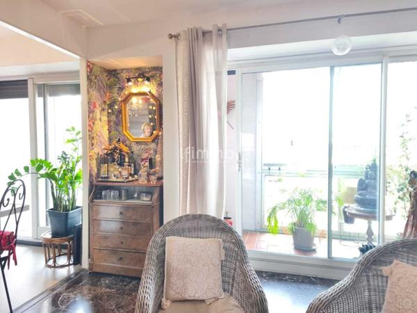 Appartement T3 de 94 m² Résidence sécurisée avec piscine