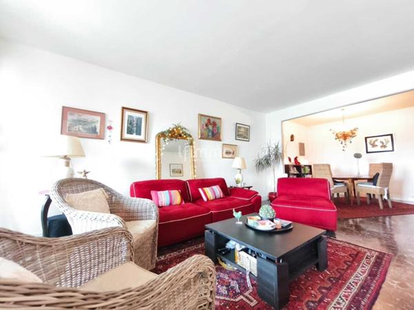 Appartement T3 de 94 m² Résidence sécurisée avec piscine