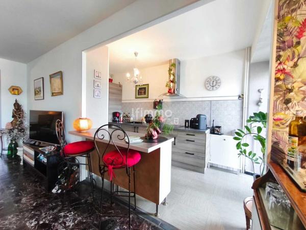 Appartement T3 de 94 m² Résidence sécurisée avec piscine