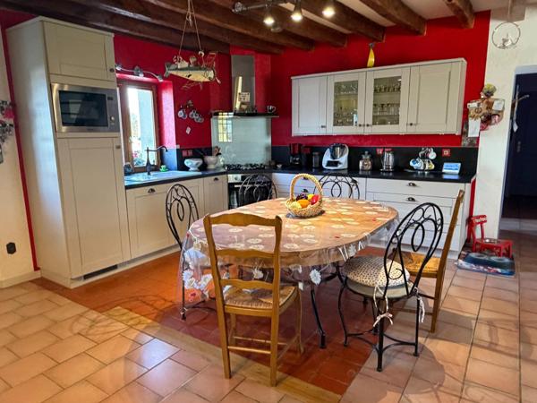 Maison à BALLON-SAINT MARS, 72290 - 6 pièces 151m²