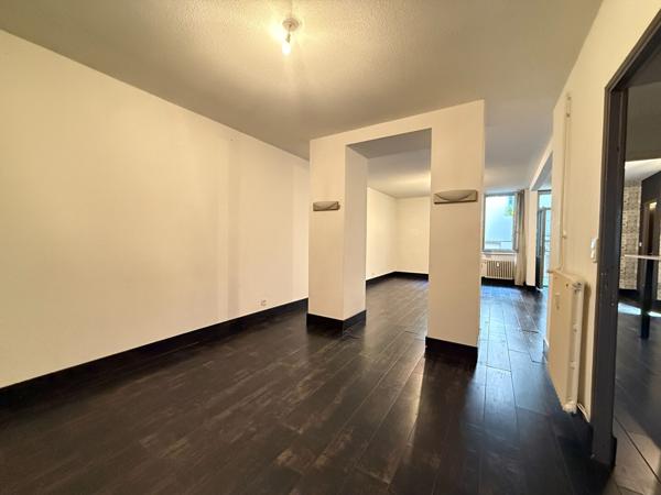 Appartement Lons-Le-Saunier / 3 pièces / 2 chambres / 86.67 m²