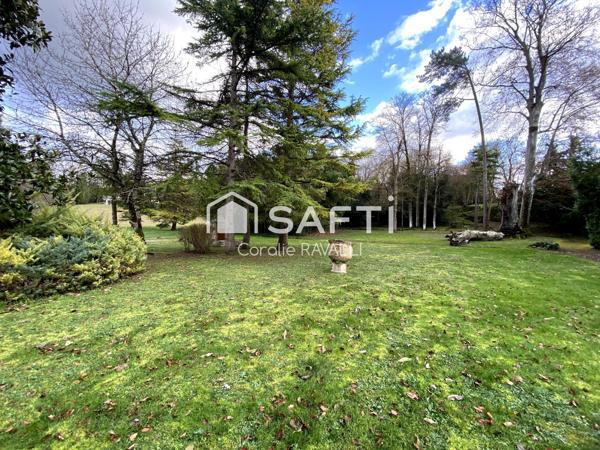 Propriété en pierre avec parc exceptionnel de 4,2 hectares au cœur de Nersac