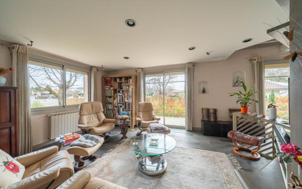 Maison à vendre    5 pièces •  Gujan-Mestras