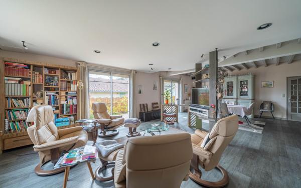 Maison à vendre    5 pièces •  Gujan-Mestras