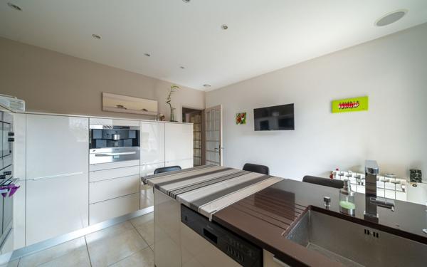 Maison à vendre    5 pièces •  Gujan-Mestras