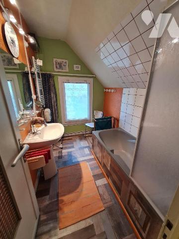 MAISON - A VENDRE - (SAINT QUENTIN LES TROO) - MONTOIRE/ LOIR ( 41800) 