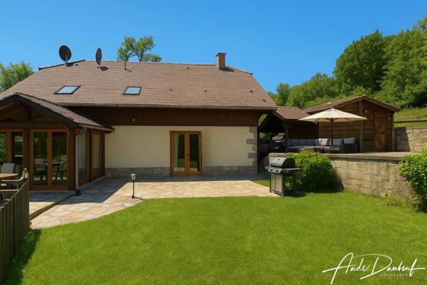 Le Moulin Verdoyant — Appartement T4 de 104 m2, avec jardin & piscine privatifs - Proméry