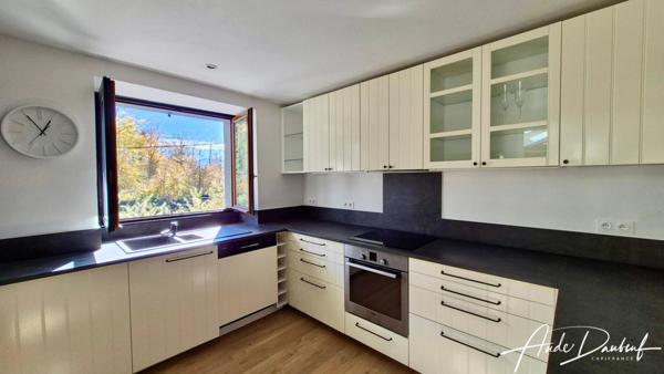 Le Moulin Verdoyant — Appartement T4 de 104 m2, avec jardin & piscine privatifs - Proméry