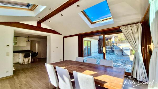 Le Moulin Verdoyant — Appartement T4 de 104 m2, avec jardin & piscine privatifs - Proméry