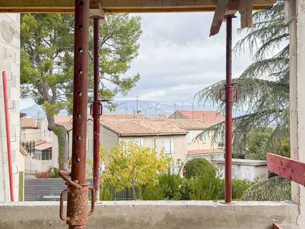 T4 neuf 92 m² - Terrasse, cave et box double