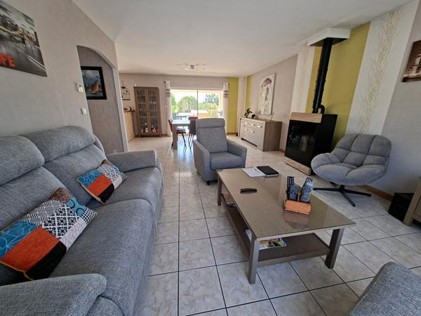 Maison 5 pièces à vendre Dangé Saint Romain - 86220 / Réf: 12066