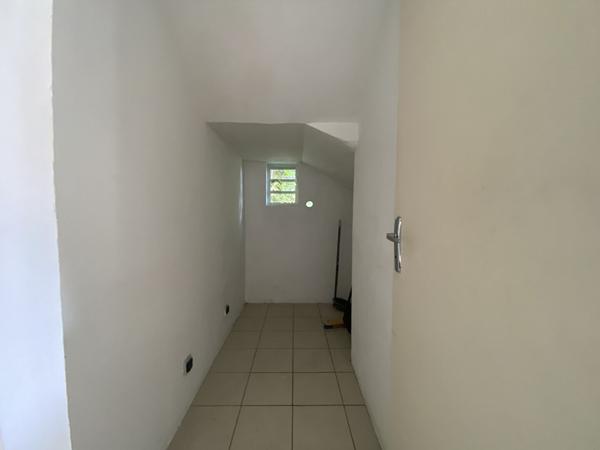 À vendre : Appartement 3 Pièces avec vue mer à Schoelcher