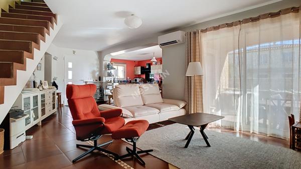 Villa Saint-Jean 7 pièces 151 m² sur une parcelle de 572 m²