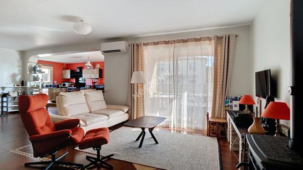 Villa Saint-Jean 7 pièces 151 m² sur une parcelle de 572 m²