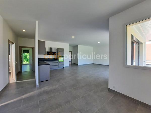 Vente
                Maison135,66 m² - 4 Pièces -
                    DOLE (39100)
