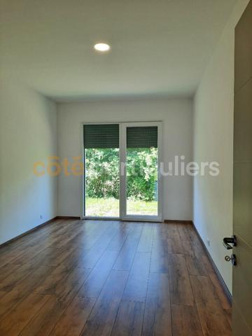 Vente
                Maison135,66 m² - 4 Pièces -
                    DOLE (39100)