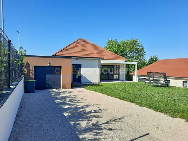 Vente
                Maison135,66 m² - 4 Pièces -
                    DOLE (39100)