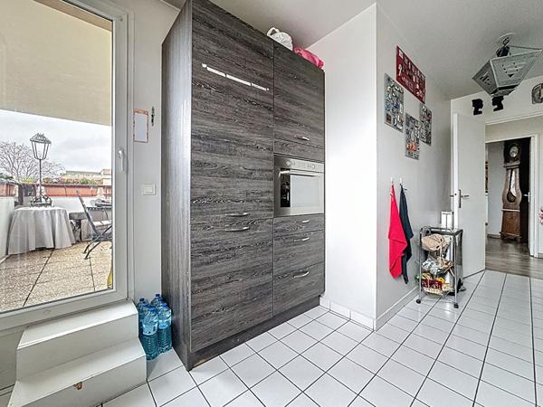 Luminosité et Calme : T4 Dernier étage, 3 Chambres, Terrasse - Orly