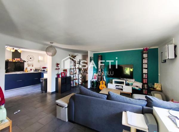 Appartement de plain-pied avec grand jardin, esprit maison