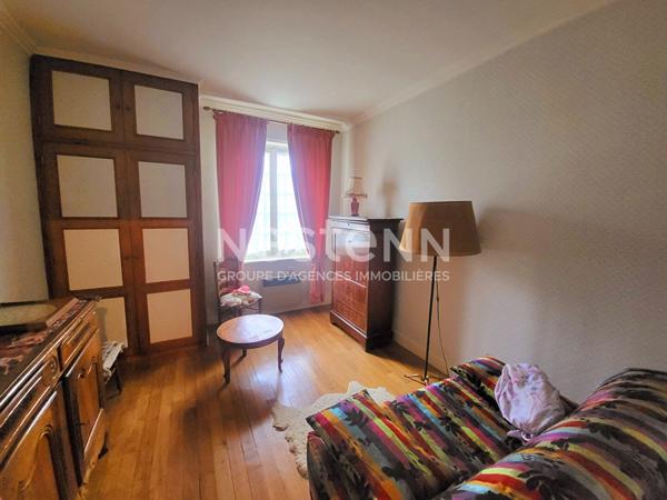 Maison familiale avec grand terrain et fort potentiel au coeur du quartier recherché des Tuileries à Blois