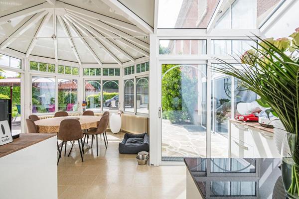 Deux maisons 17 pièces 550 m2 structure équestre parc 1ha