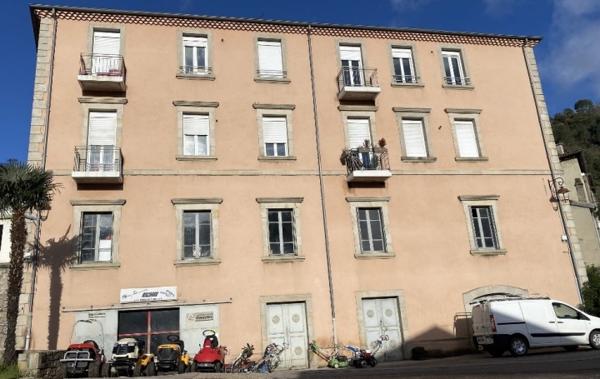 Vente Immeuble 9 Lots + Local Commercial Vals-les-bains   