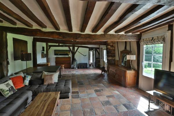 Maison à vendre    7 pièces • 238 m2 Gournay-en-Bray