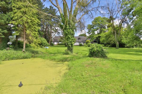 Maison à vendre    7 pièces • 238 m2 Gournay-en-Bray