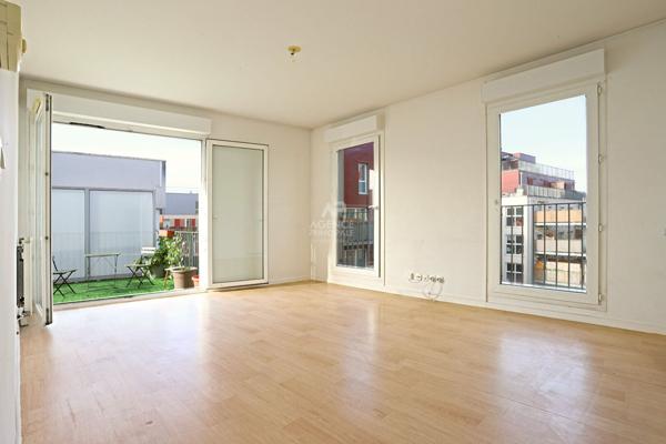 Appartement Nanterre 3 pièce(s) 339 000 € **  - Référence  15499